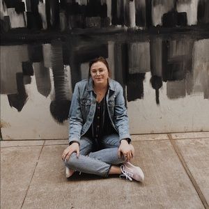 Meet your Posher, Anna